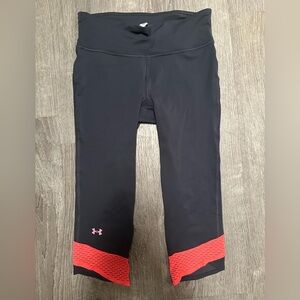 Under Armour capri leggings in size small.